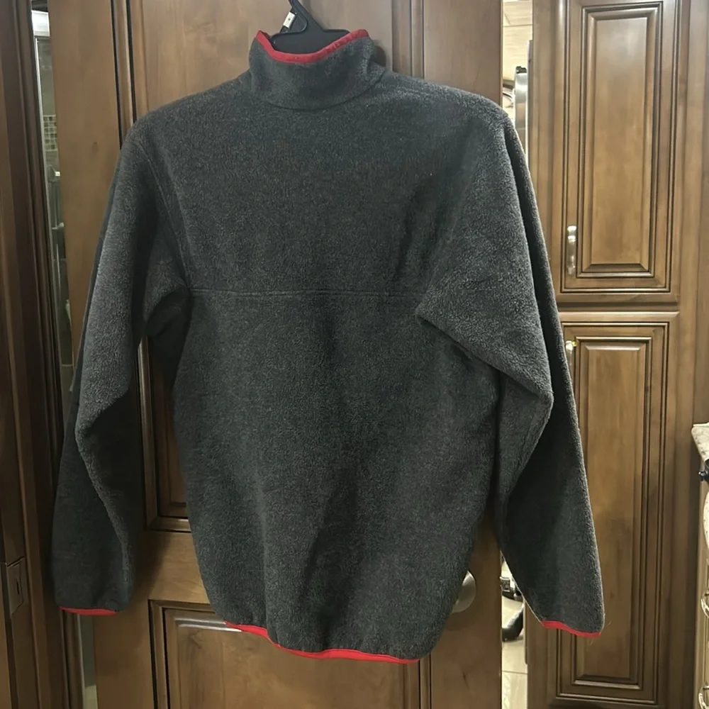 Vintage Early 1990s Patagonia Gray with Red Trim Fleece Pullover Size Small. - Picture 8 of 10